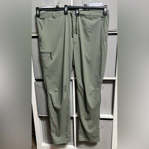 Mens REI CO•OP hiking pants EUC 40Wx 32L